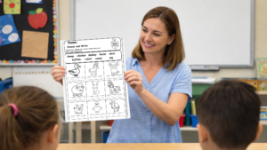 Choose and Write Farm Animals Worksheet for Kindergarten